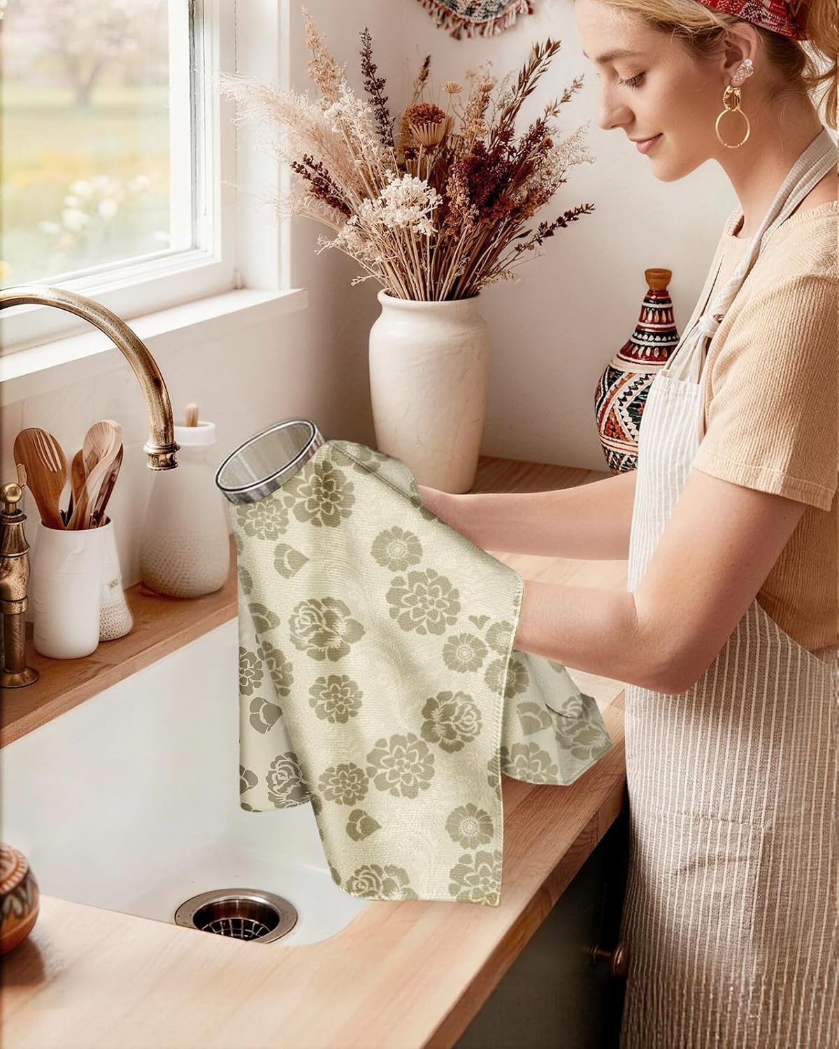 image:imageMiss Adola 2pcs Microfiber Kitchen Towels Boho Kitchen Towels Set of 2 with Hanging Loop Decorative Absorbent 18x26 Inch Hand Towel Botanical Design Dish Cloth for Housewarming Gift French CountryRustic Flower