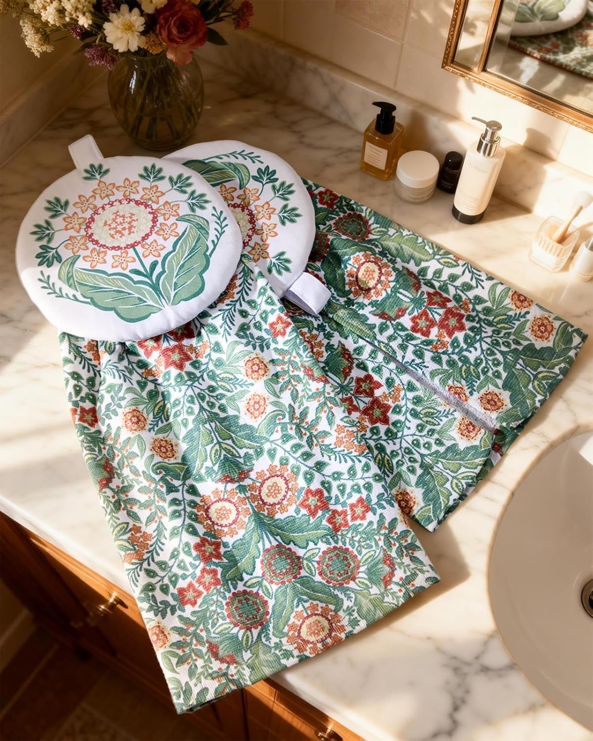 image:imageMiss Adola Cotton Hanging Hand Towels 2pcs Hand Drying Towels for Kitchen Bathroom with Hanging Loop Cute Decorative Soft Terry Cloth Kitchen Towel with Strawberry Design for Housewarming GiftsBoho Flowers
